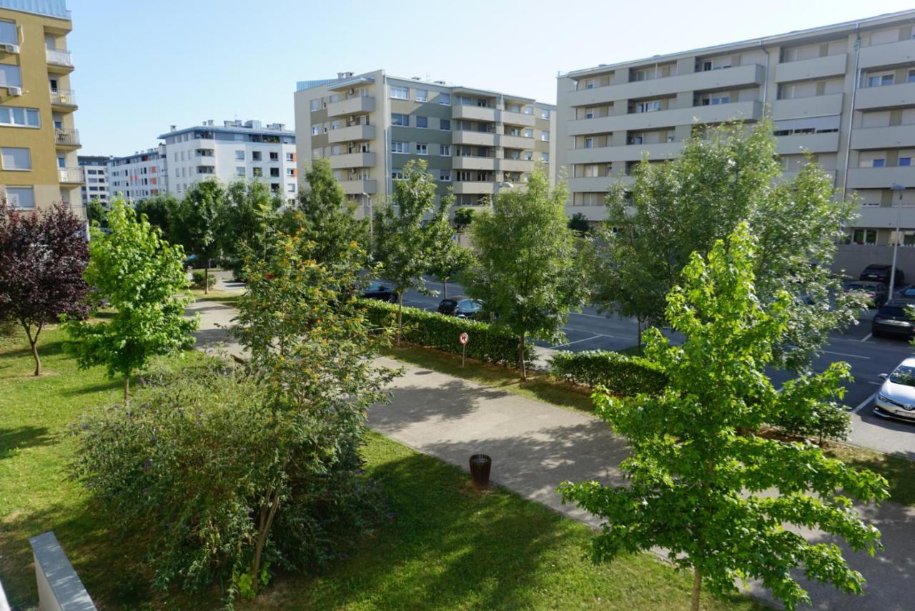 Apartman Welcome To Tresnjevka زغرب المظهر الخارجي الصورة